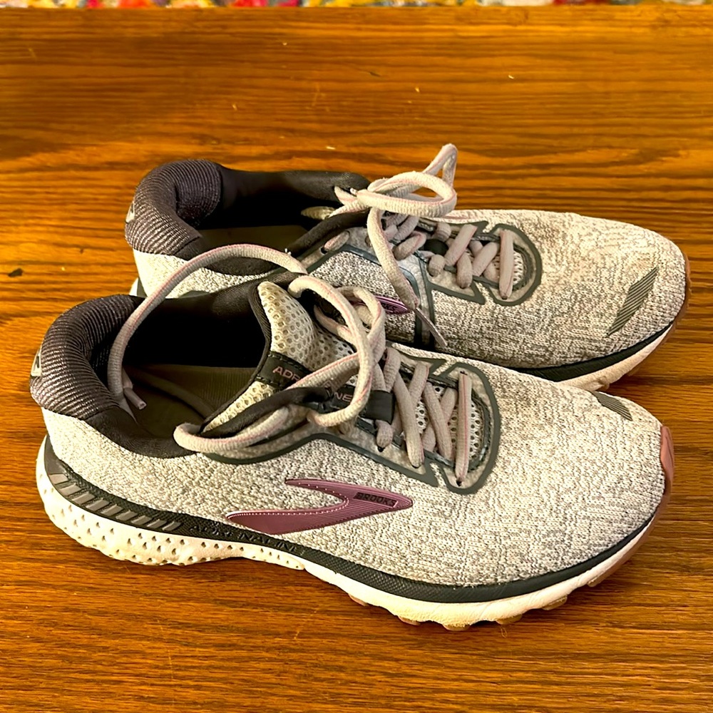 Brooks GTS XX running shoes